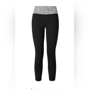 Lululemon Pace Rival Crop Size 6 Black Miss mosaic white